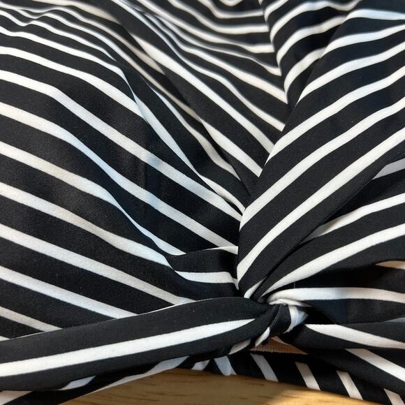 Kona Sol Women's Black Striped Longline Twist Bikini Top - Size XS - NWT - Picture 4 of 9